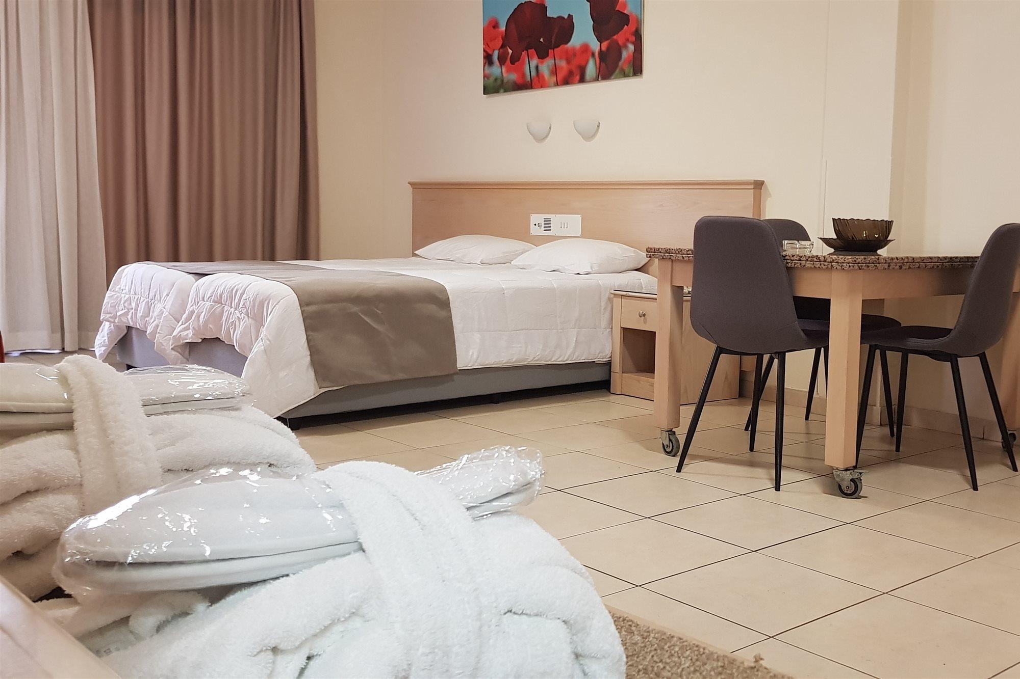 Senator Hotel Apartments - Adults Only Айя-Напа Экстерьер фото