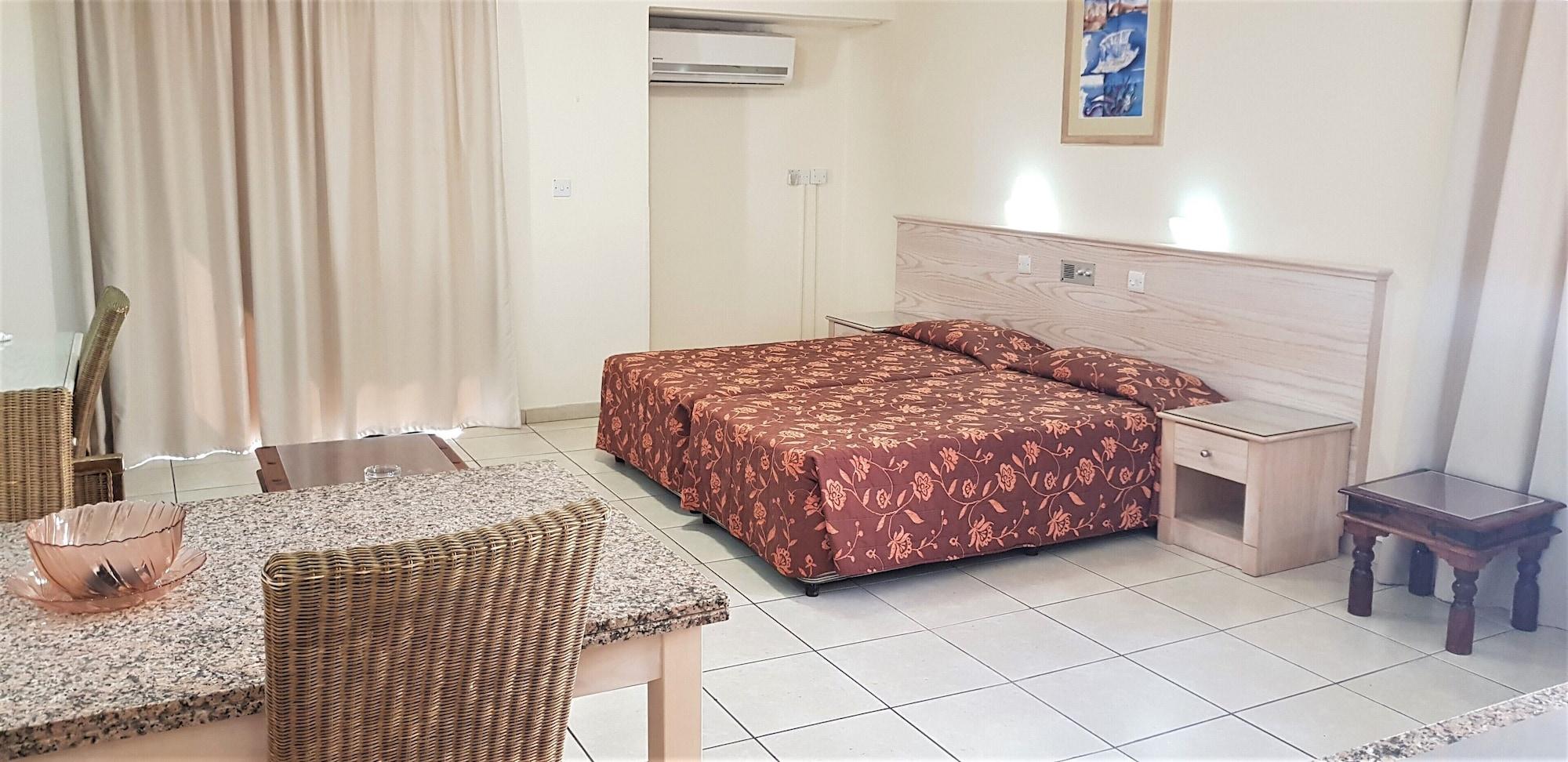 Senator Hotel Apartments - Adults Only Айя-Напа Экстерьер фото